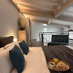 The Hangar Loft - Leonoardo, Center & Parking