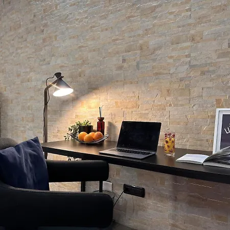 The Hangar Loft - Leonoardo, Center & Parking Sesto Calende