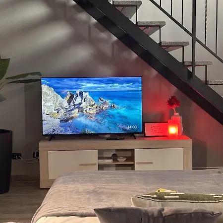 The Hangar Loft - Leonoardo, Center & Parking *