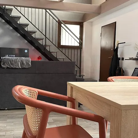 The Hangar Loft - Leonoardo, Center & Parking 아파트