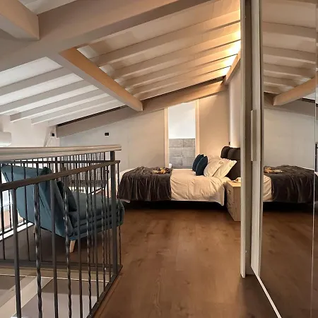 The Hangar Loft - Leonoardo, Center & Parking *