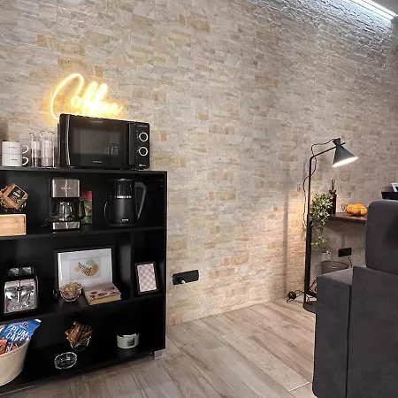 The Hangar Loft - Leonoardo, Center & Parking * Sesto Calende