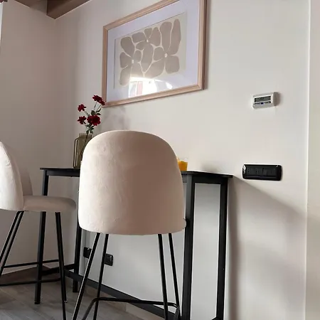 The Hangar Loft - Leonoardo, Center & Parking * Sesto Calende