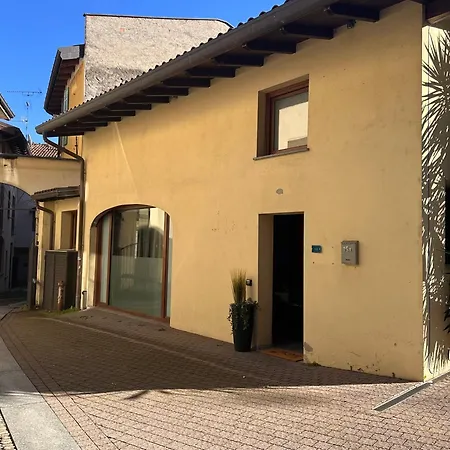 The Hangar Loft - Leonoardo, Center & Parking