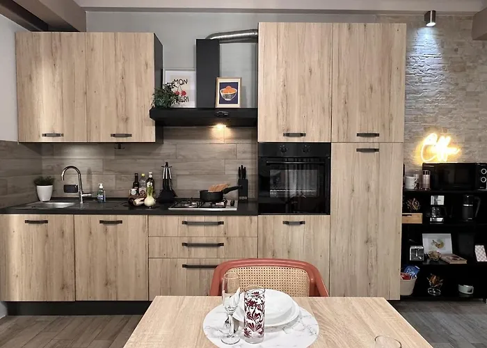 The Hangar Loft - Leonoardo, Center & Parking * Sesto Calende