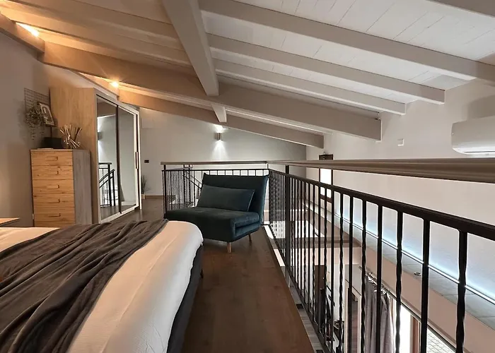 The Hangar Loft - Leonoardo, Center & Parking *