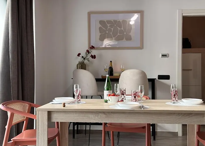 The Hangar Loft - Leonoardo, Center & Parking